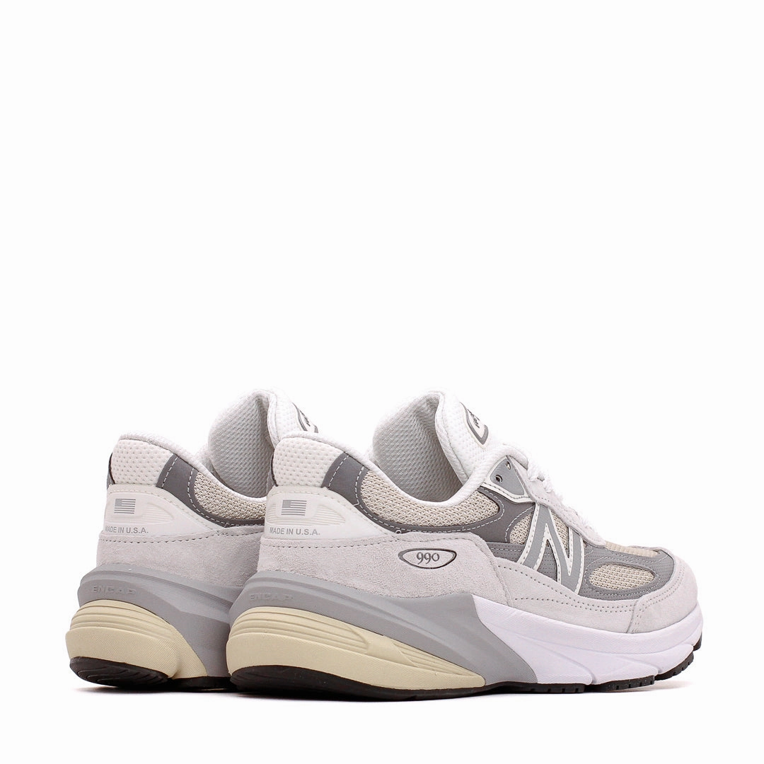 Adaptive Comfort Men`s 990v6 NB Sneakers