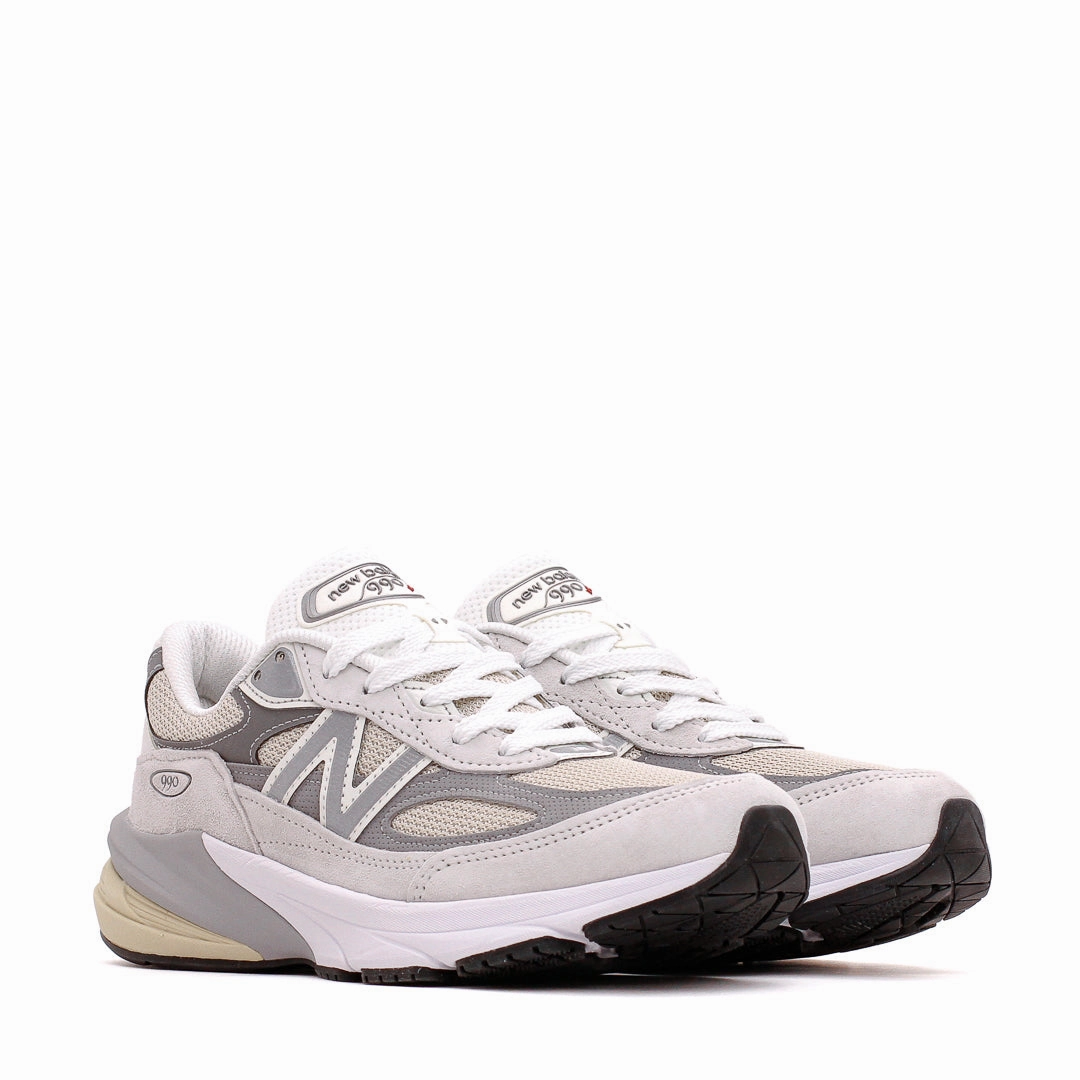 Adaptive Comfort Men`s 990v6 NB Sneakers