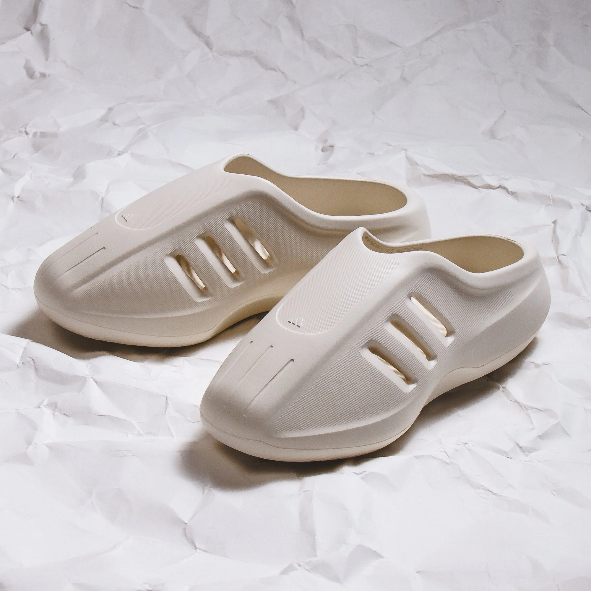 Adidas Men adiFOM IIInfinity Mule White JH6766 Lightweight Step Comfort