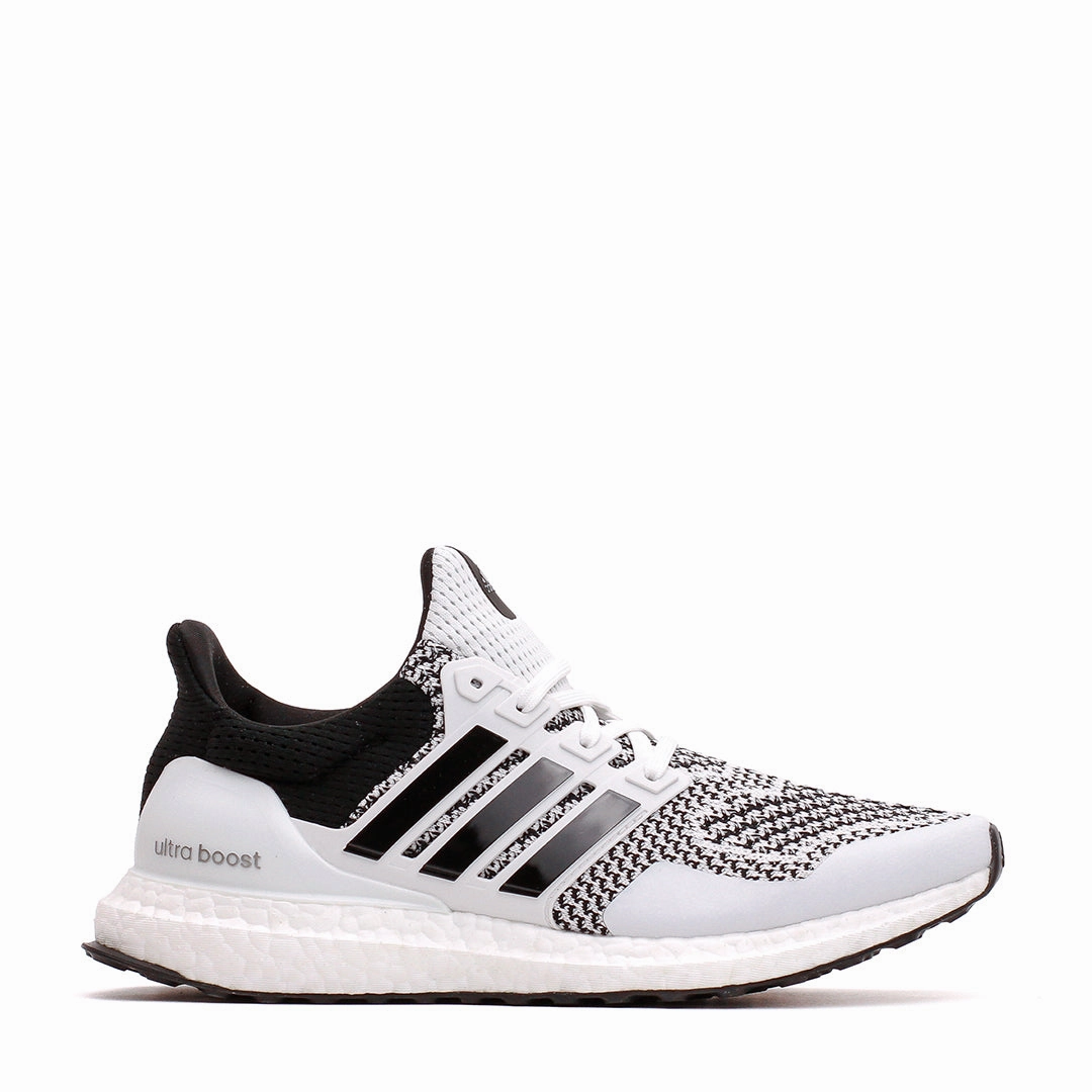 Adidas Men Ultraboost 1.0 Oreo Core IH4924 Photo Day