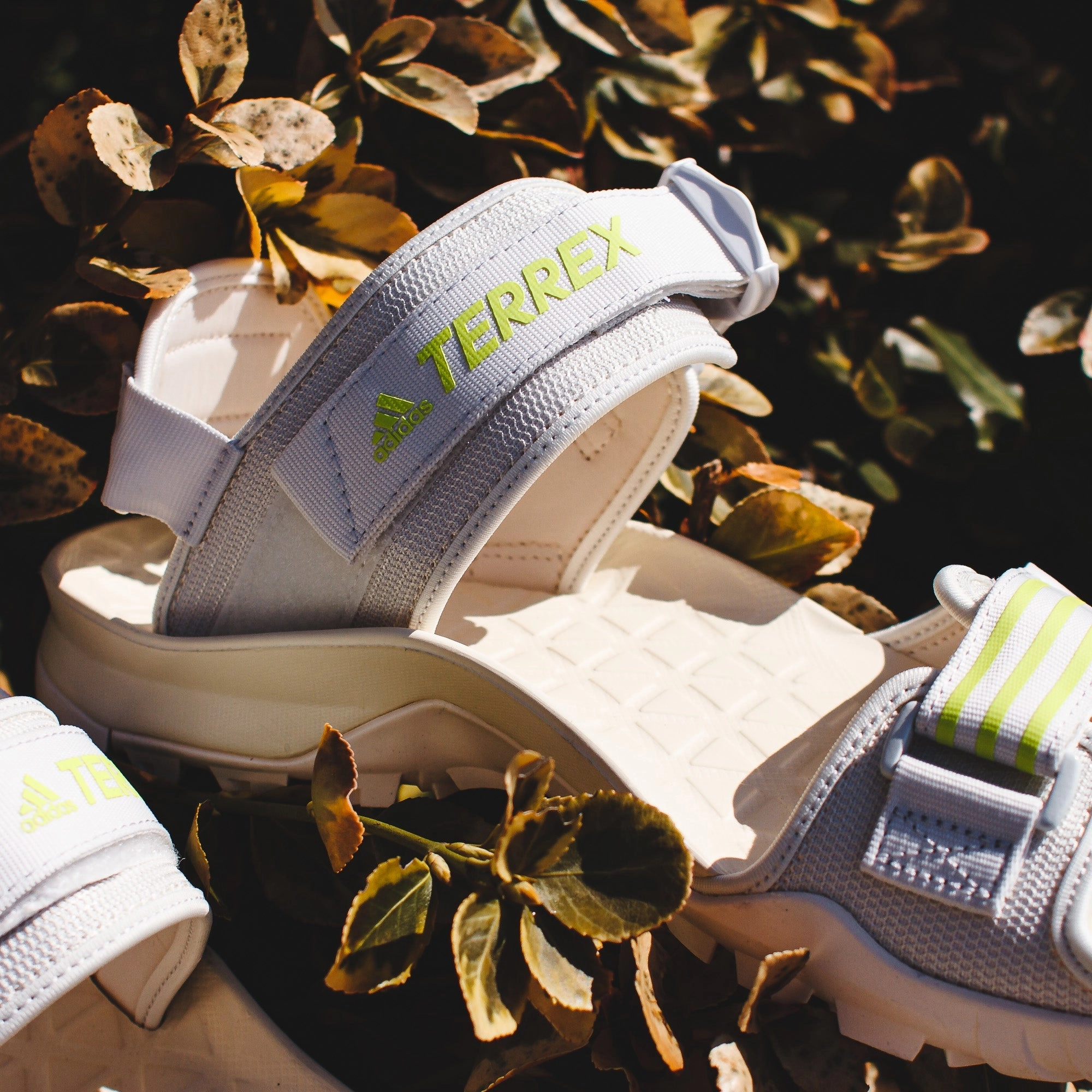 Adidas Outdoor Men Cyprex Ultra Sandal DLX White GZ9208 Comfort Motion