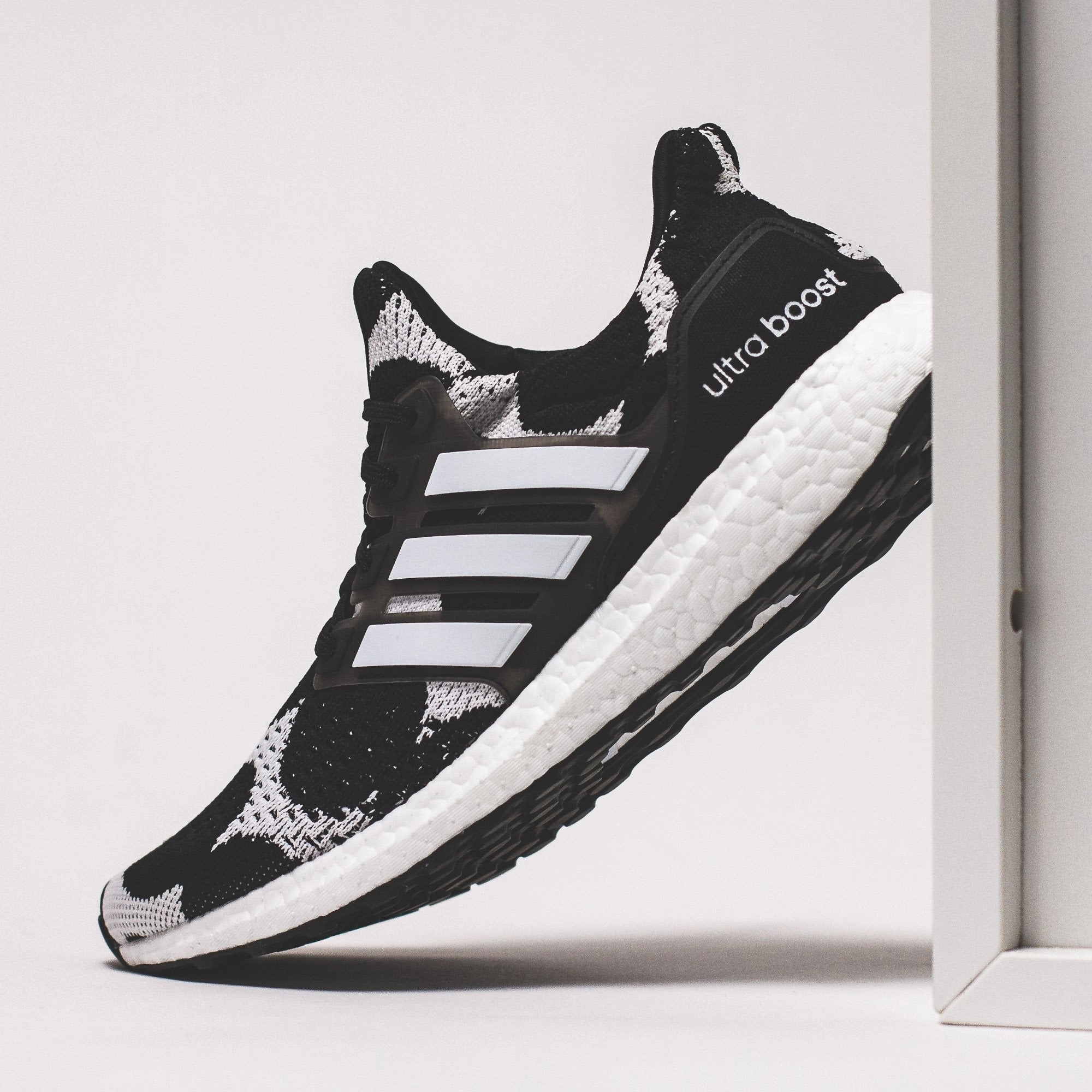 Adidas Running Women x Marimekko Ultraboost DNA Black White GZ8686 Daily Walk