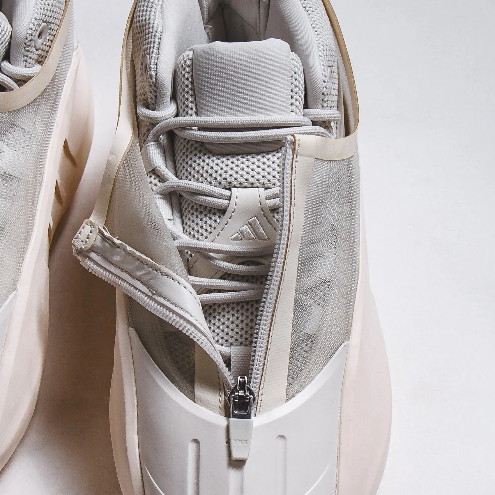 Advanced Grip Zones Adidas Basketball Men Crazy IIInfinity Chalk White IH2663