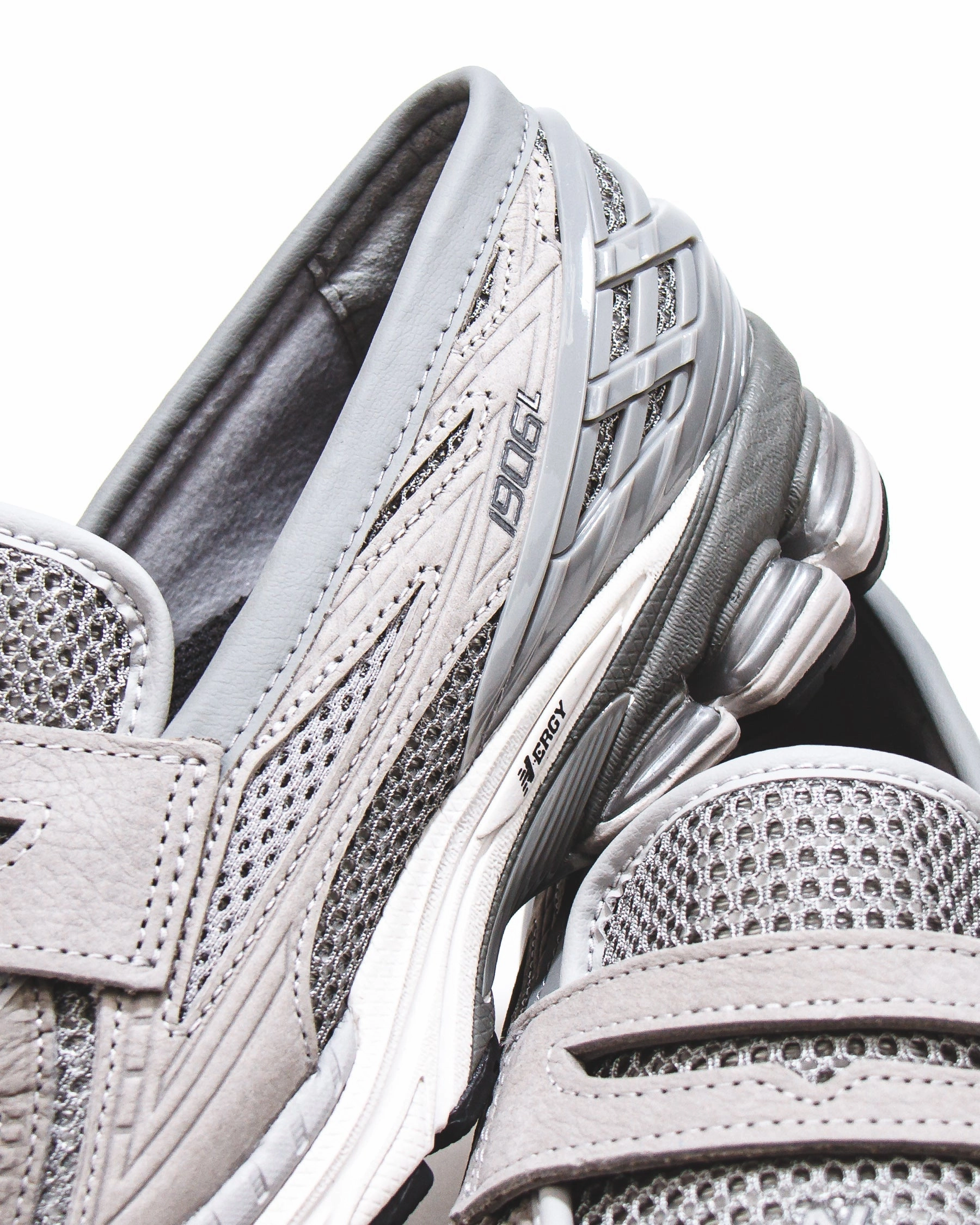 Air Breeze New Balance Unisex 1906L Raincloud Slate Grey U1906LGR