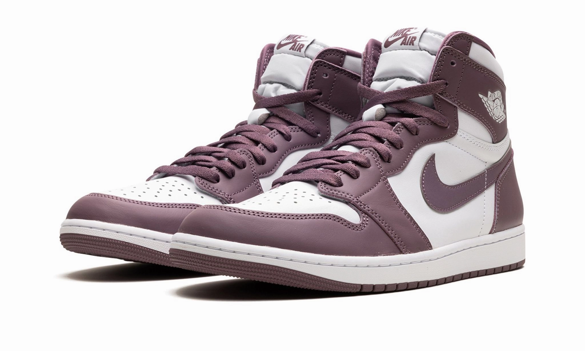 Air Jordan 1 High OG Mauve Modern Flex