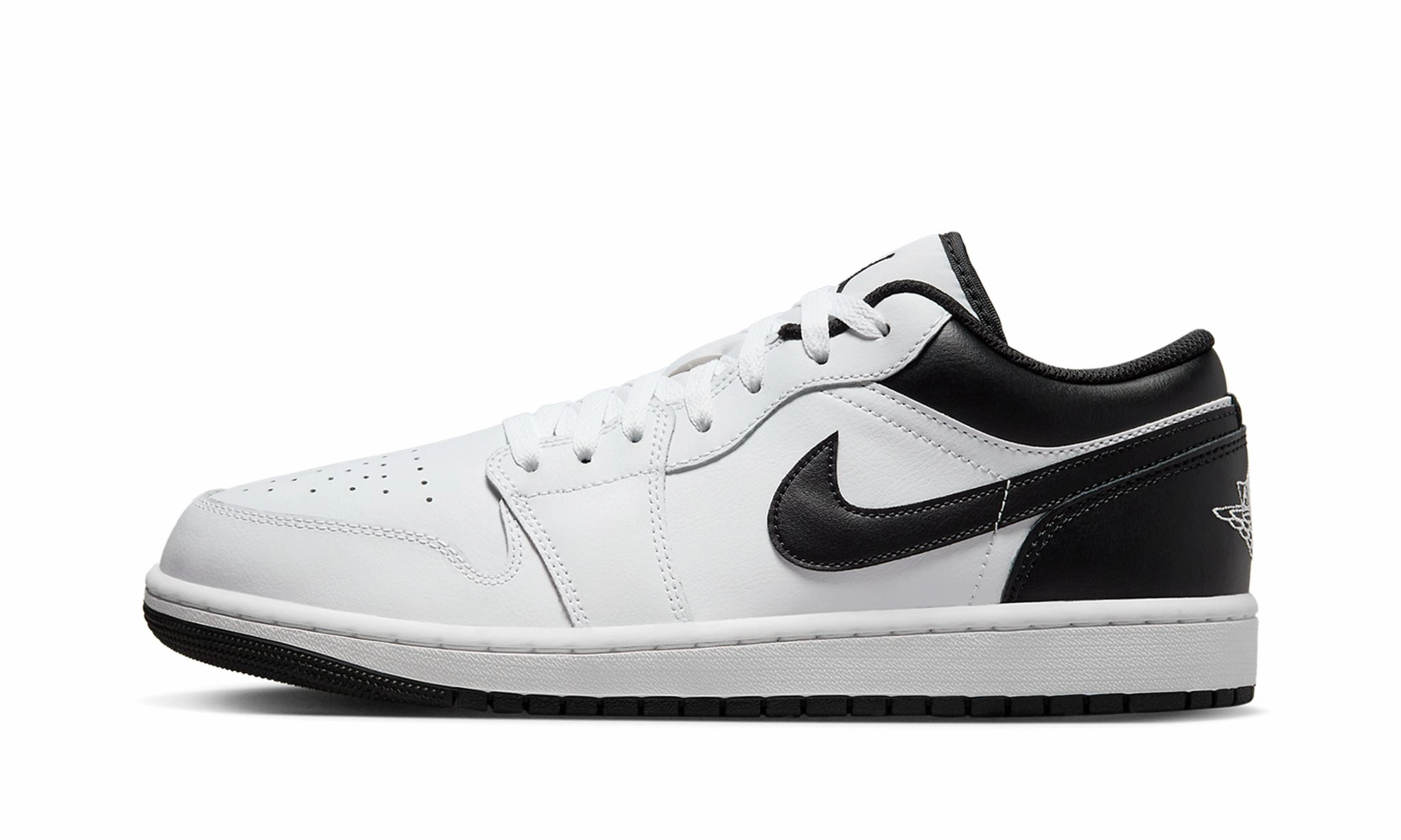 Air Jordan 1 Low 'White Black' Fashionable Comfort