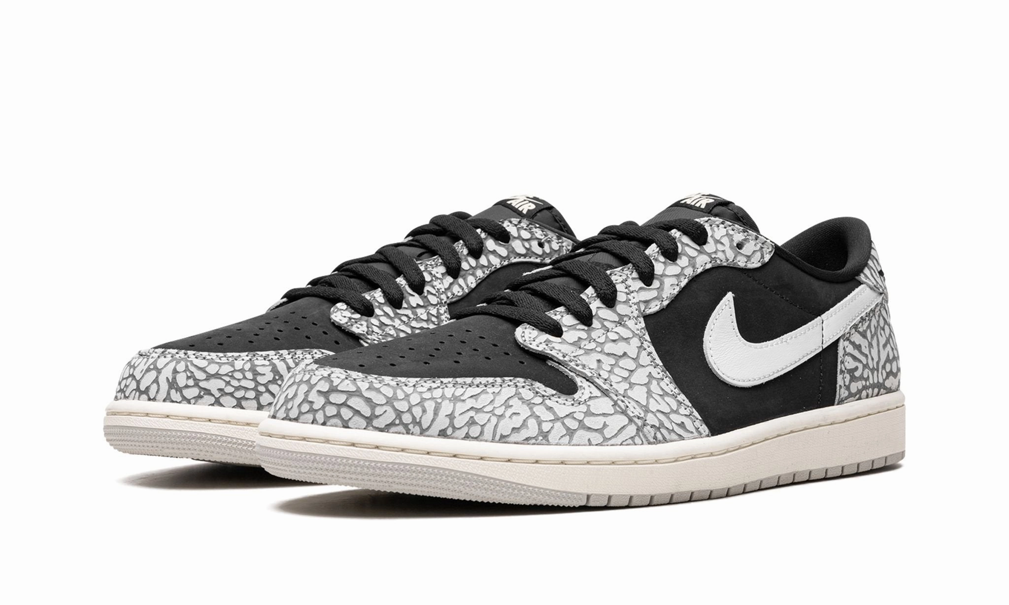 Air Jordan 1 Low OG Elephant / Black Cement Urban Breeze