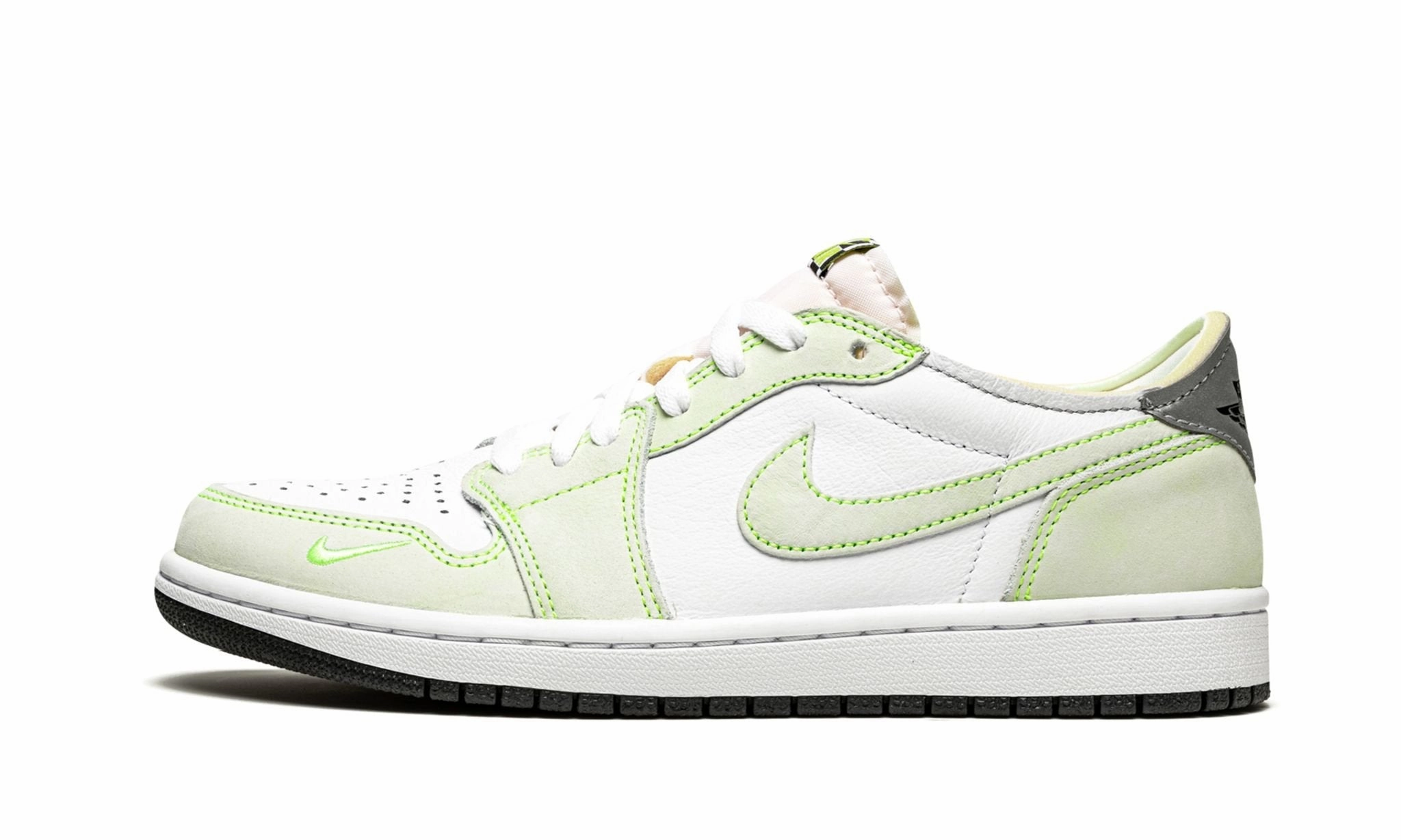 Heat Hike High-Performance Fit Air Jordan 1 Low OG Ghost Green
