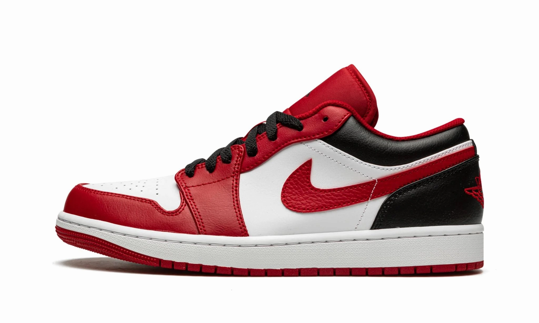 Grip Step Air Jordan 1 Low Reverse Black Toe Bulls