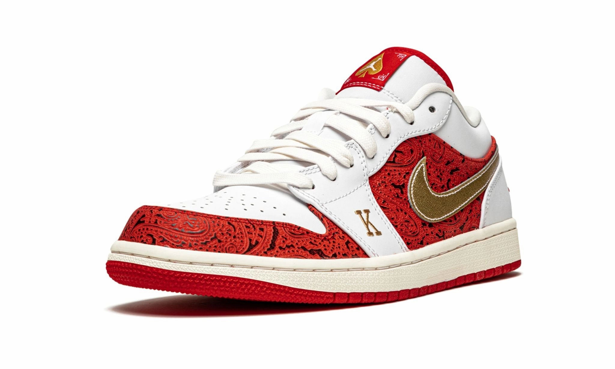 Air Jordan 1 Low SE Spades Travel Glide Step