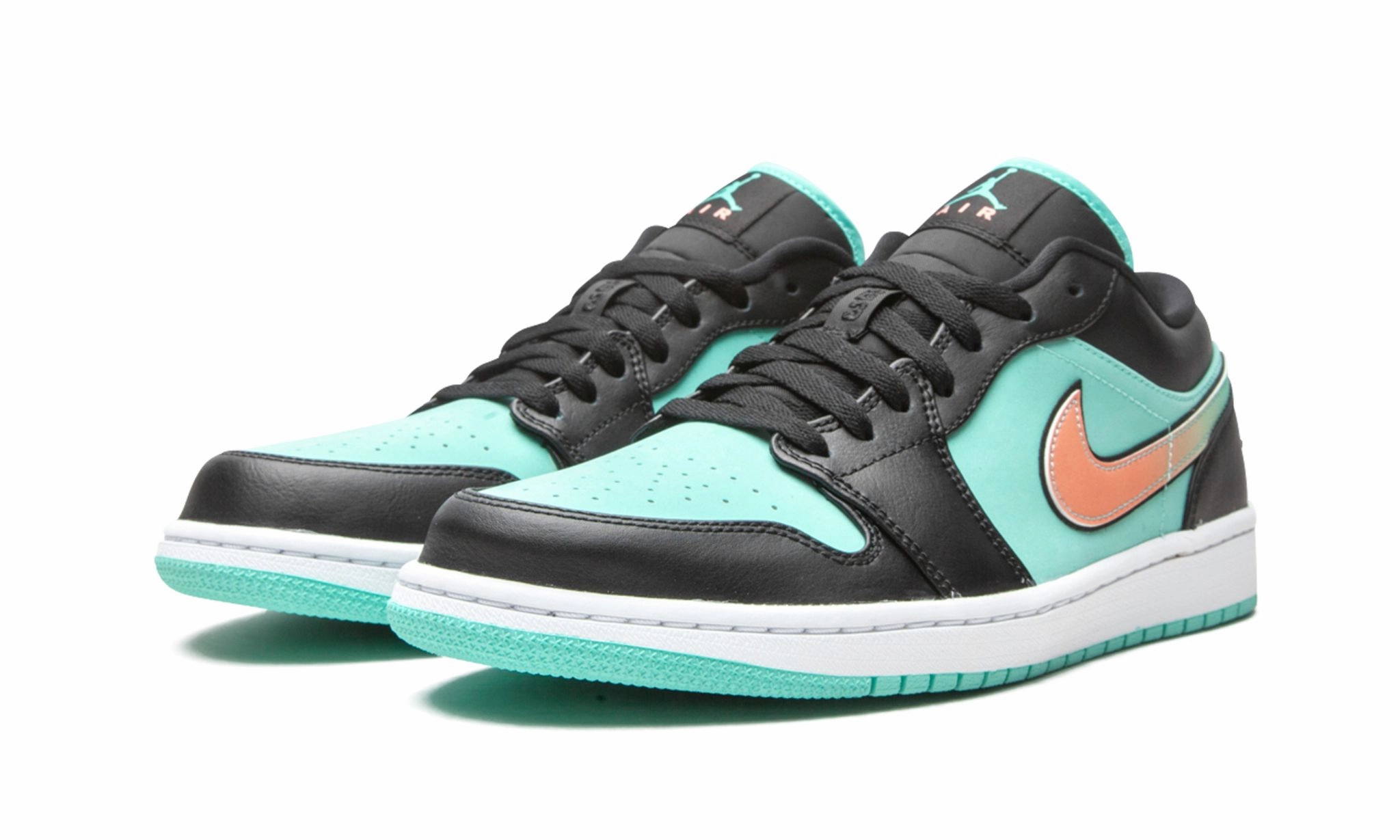 Air Jordan 1 Low SE Tropical Twist Urban Casual Style