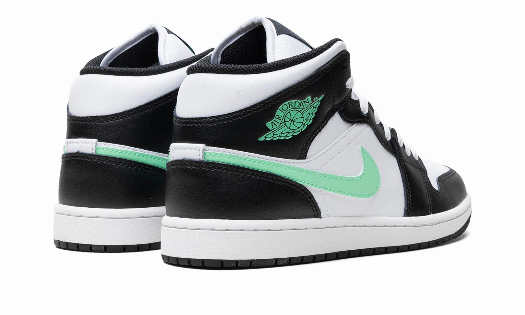 Air Jordan 1 Mid 'Green Glow' Sturdy sole