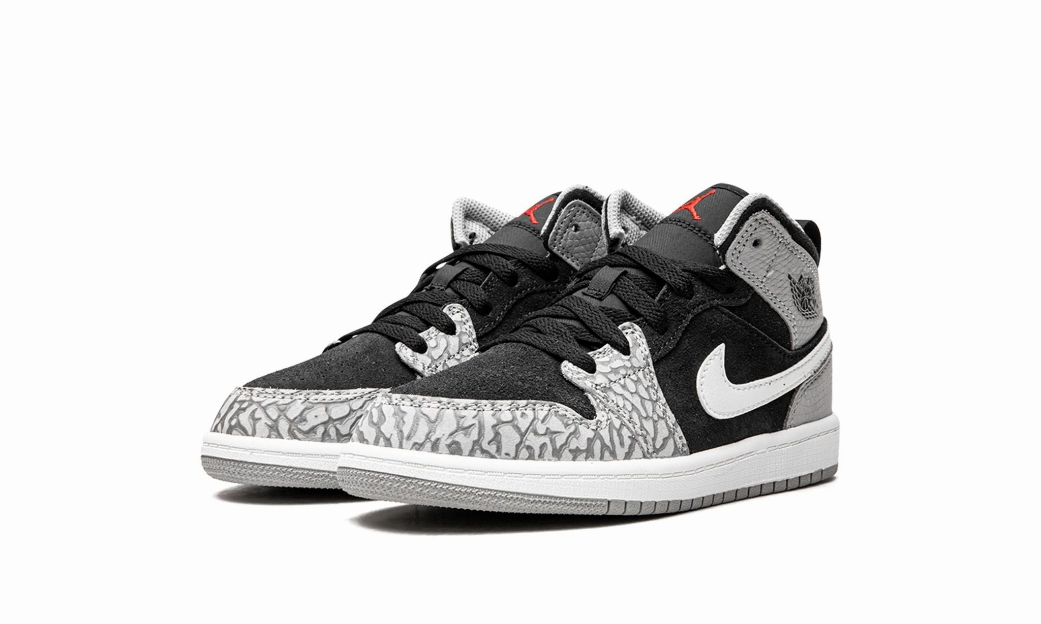 Air Jordan 1 Mid Elephant Toe Foot Hug Fit