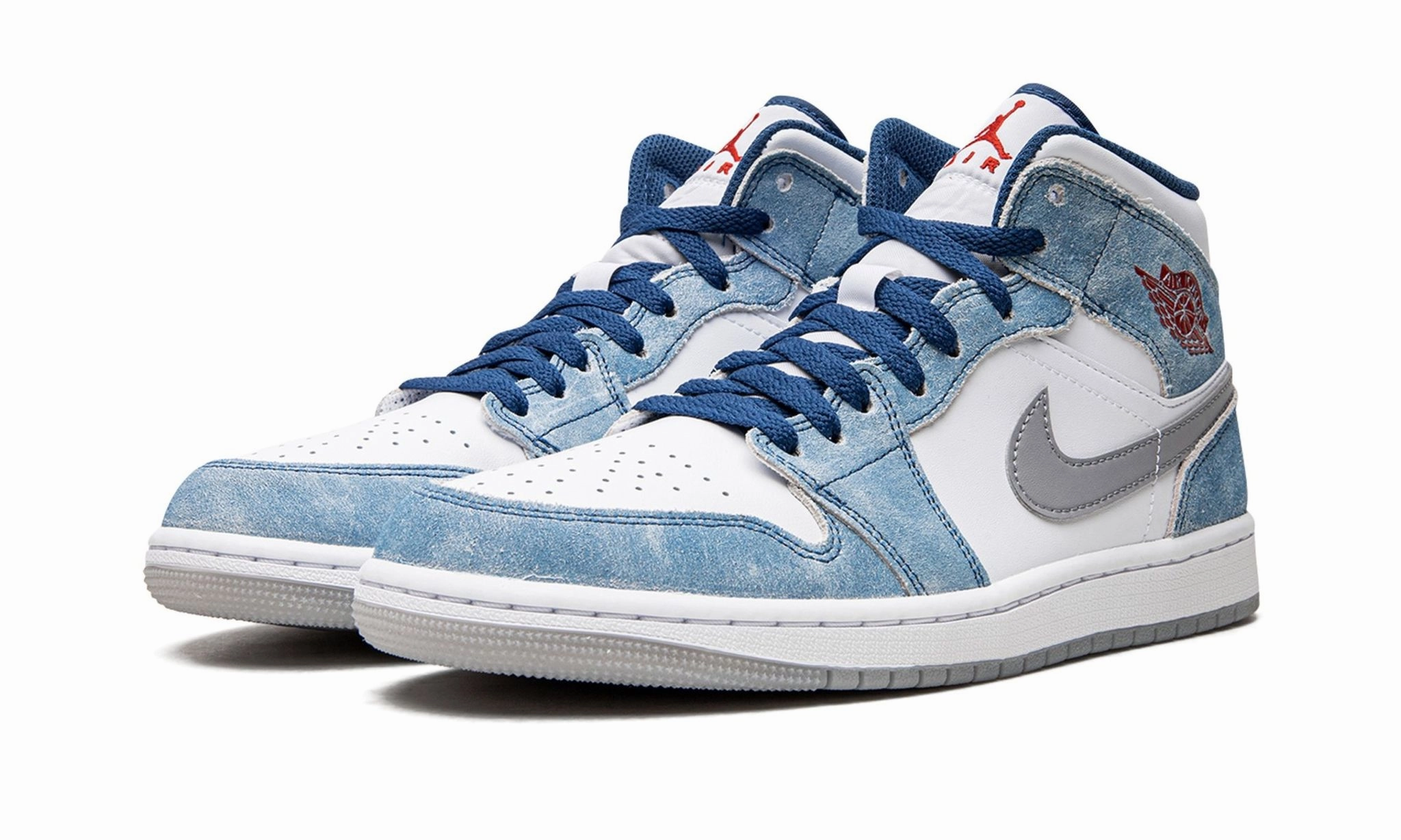 Air Jordan 1 Mid French Blue Structured sole
