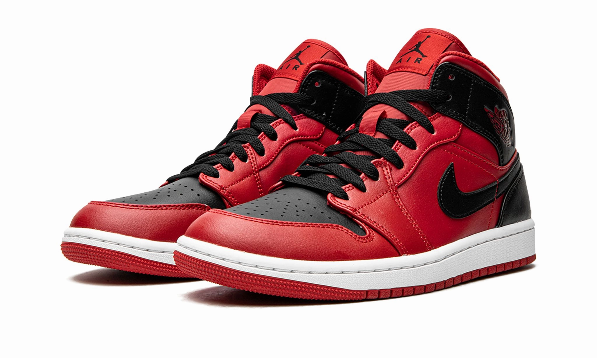 Air Jordan 1 Mid Reverse Bred Built-in silhouette