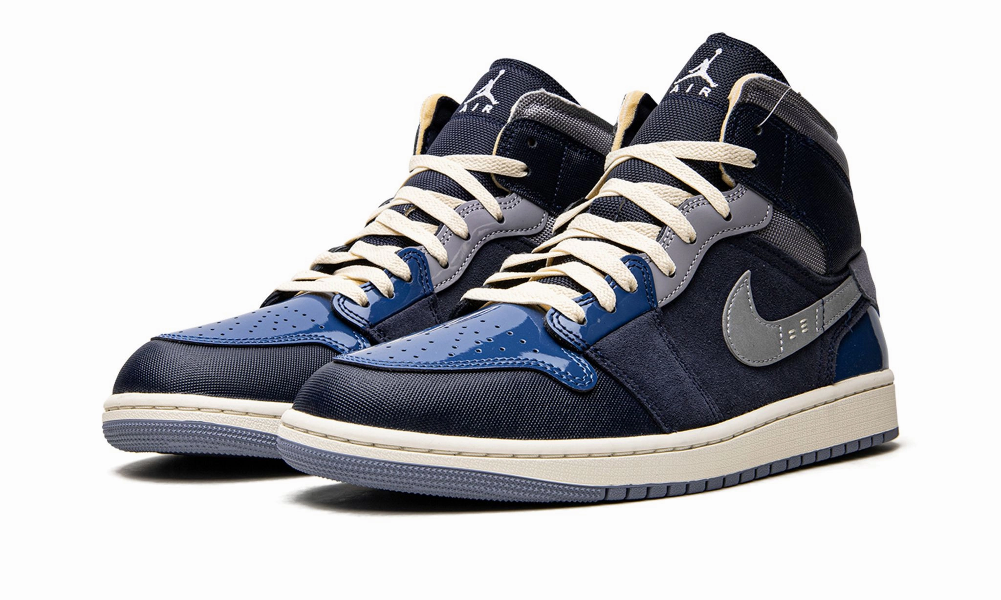 Air Jordan 1 Mid SE Craft Obsidian Road Tested