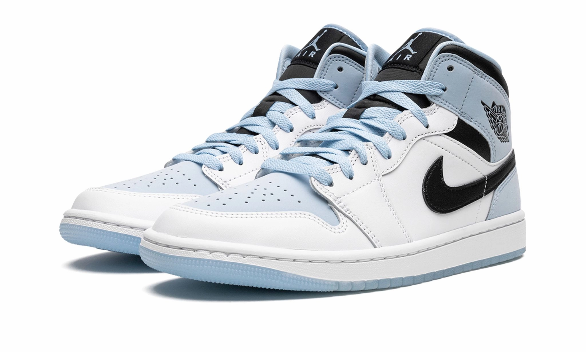 Air Jordan 1 Mid White Ice Blue Layered sole