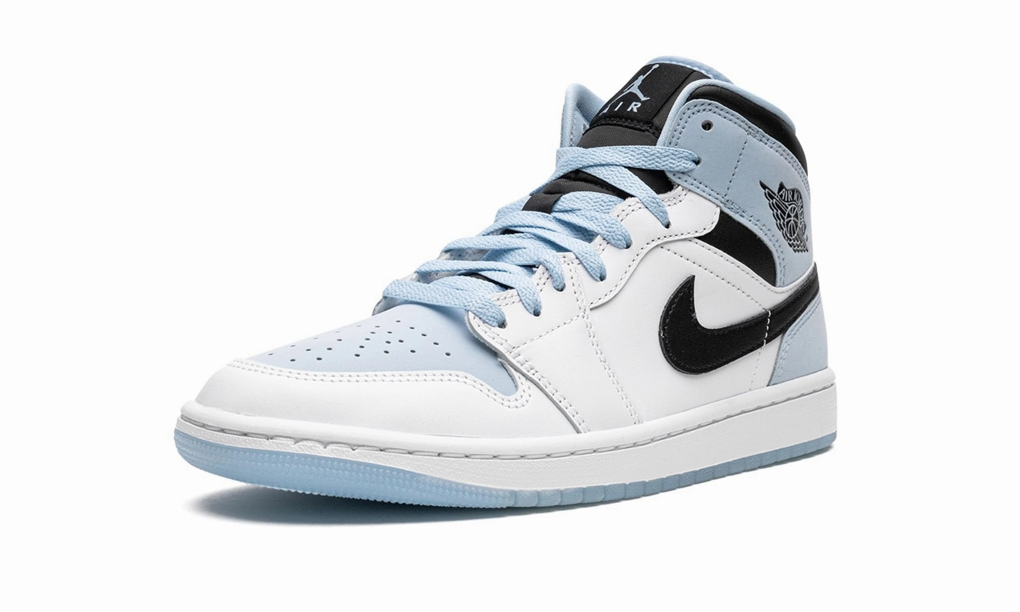 Air Jordan 1 Mid White Ice Blue Layered sole