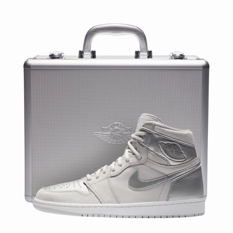 Air Jordan 1 Retro High OG CO.JP 'Tokyo' Suitcase Special Box Chic Walk