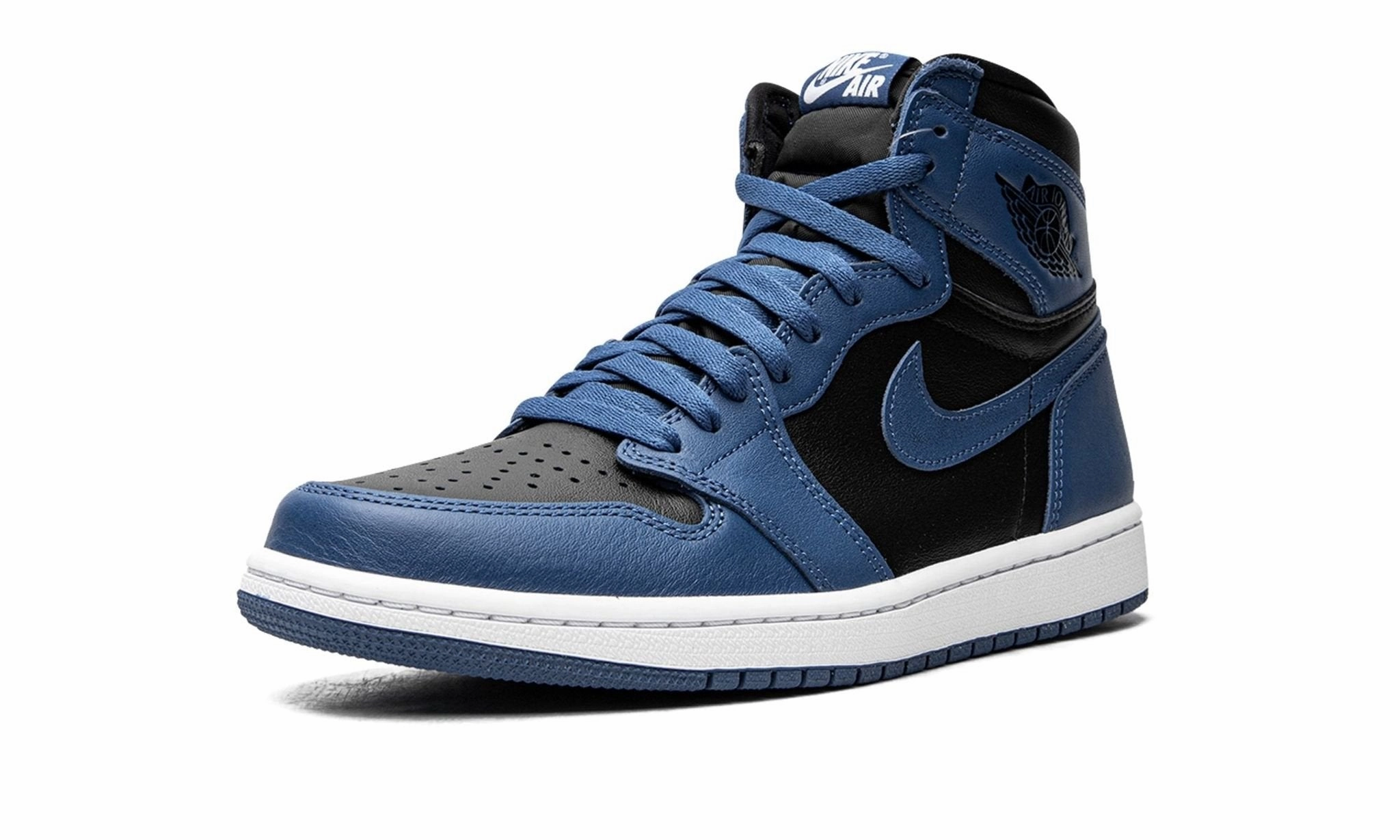 Air Jordan 1 Retro High OG Dark Marina Blue Effortless Fit