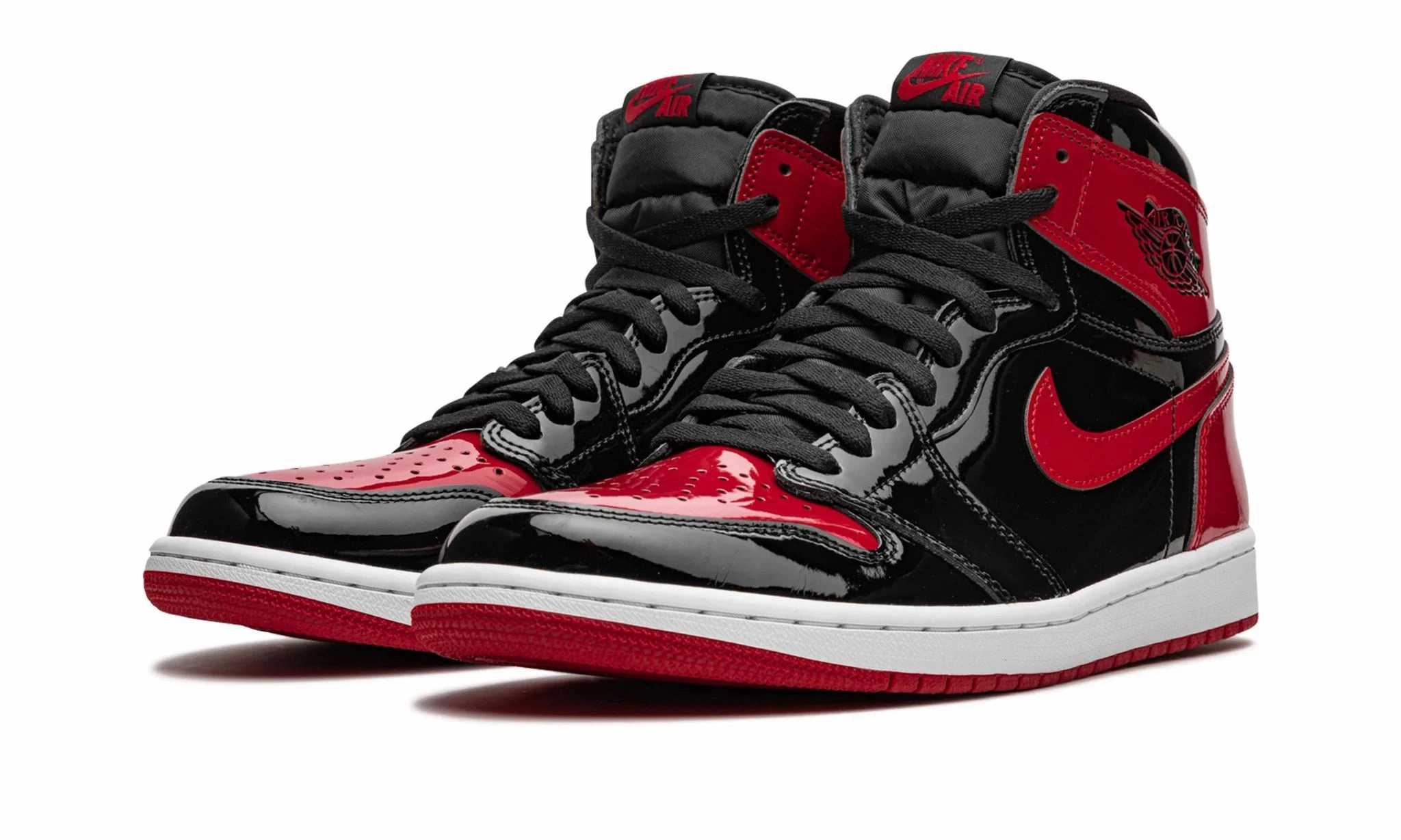 Air Jordan 1 Retro High OG Patent Bred Trend Motion