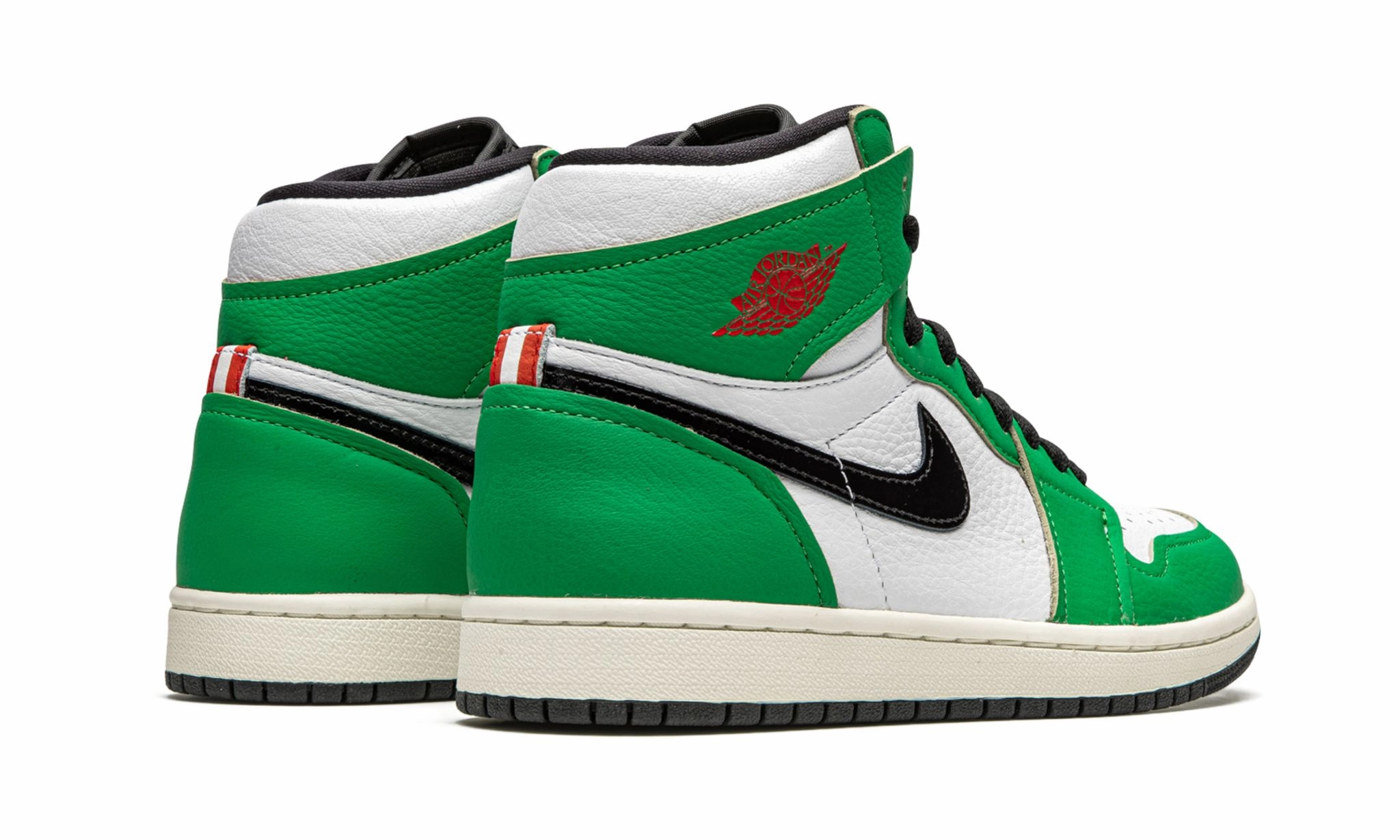Air Jordan 1 Retro High OG Wmns Lucky Green Street Vibe
