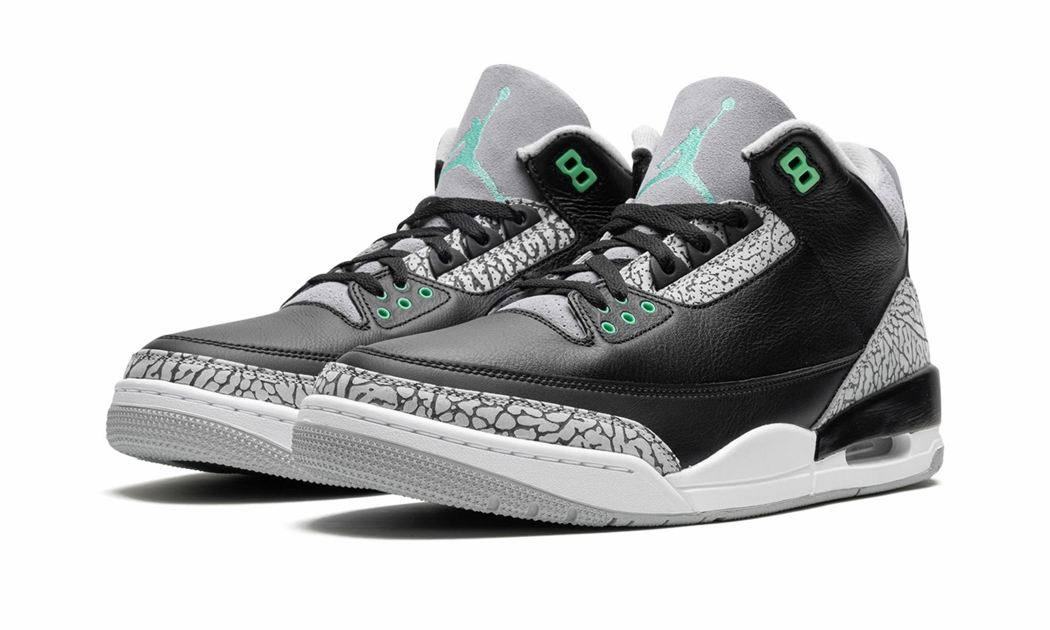 Air Jordan 3 Retro 'Green Glow' Soft Flow