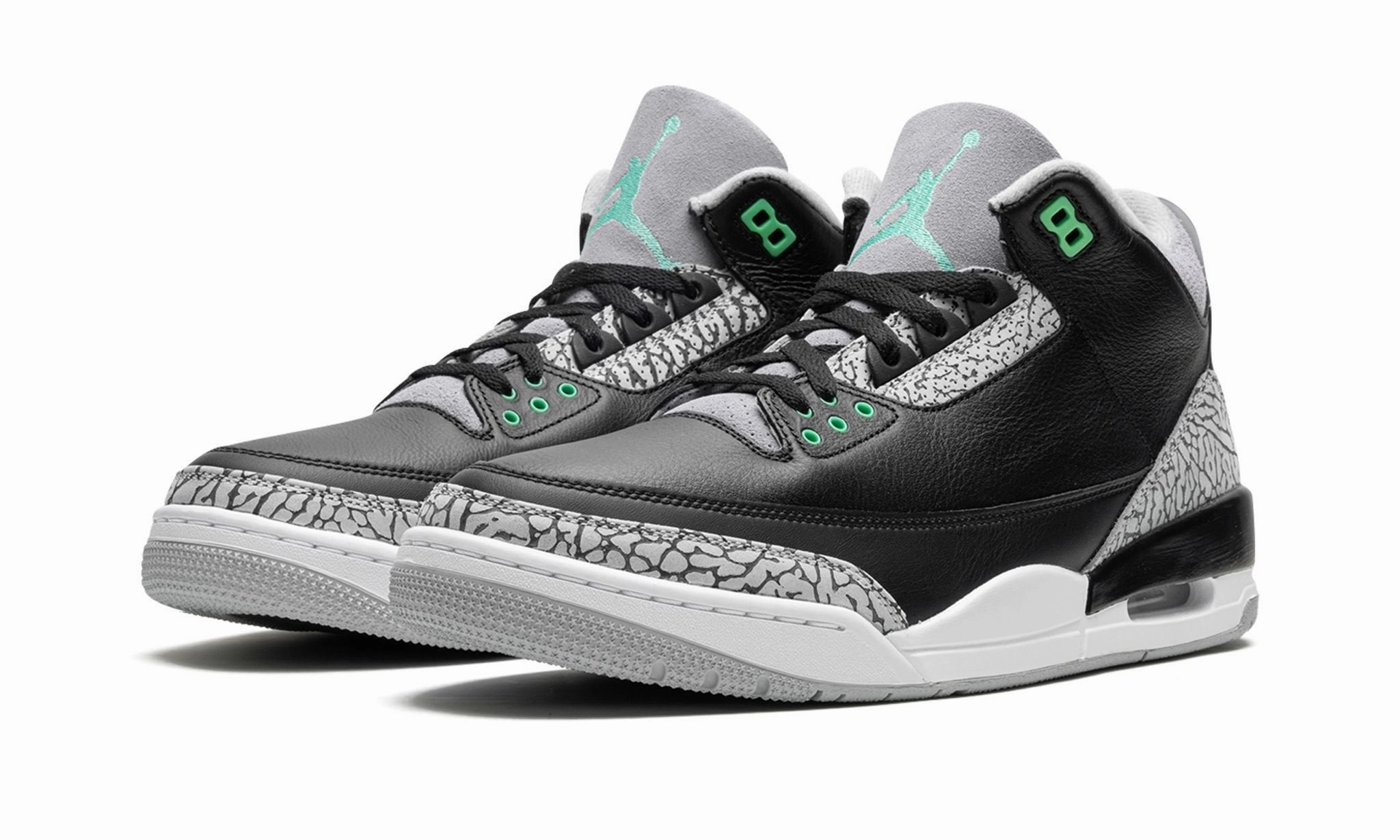 Air Jordan 3 Retro 'Green Glow' Soft Flow