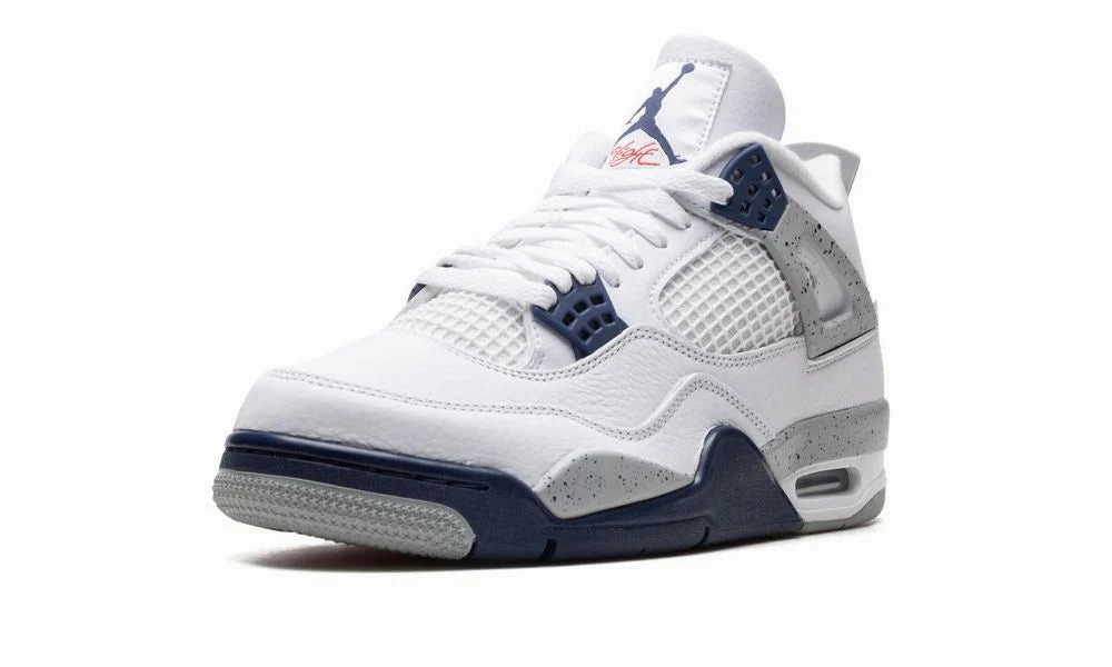 Air Jordan 4 Midnight Navy Odor elimination approach section