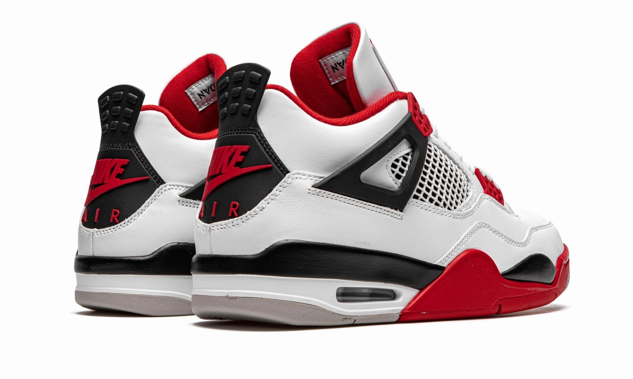 Air Jordan 4 Retro OG Fire Red Lightweight Traction