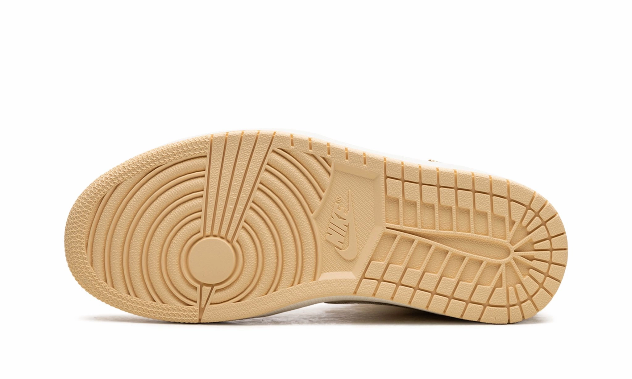 All-purpose sole Air Jordan 1 Mid Wmns Pale Vanilla