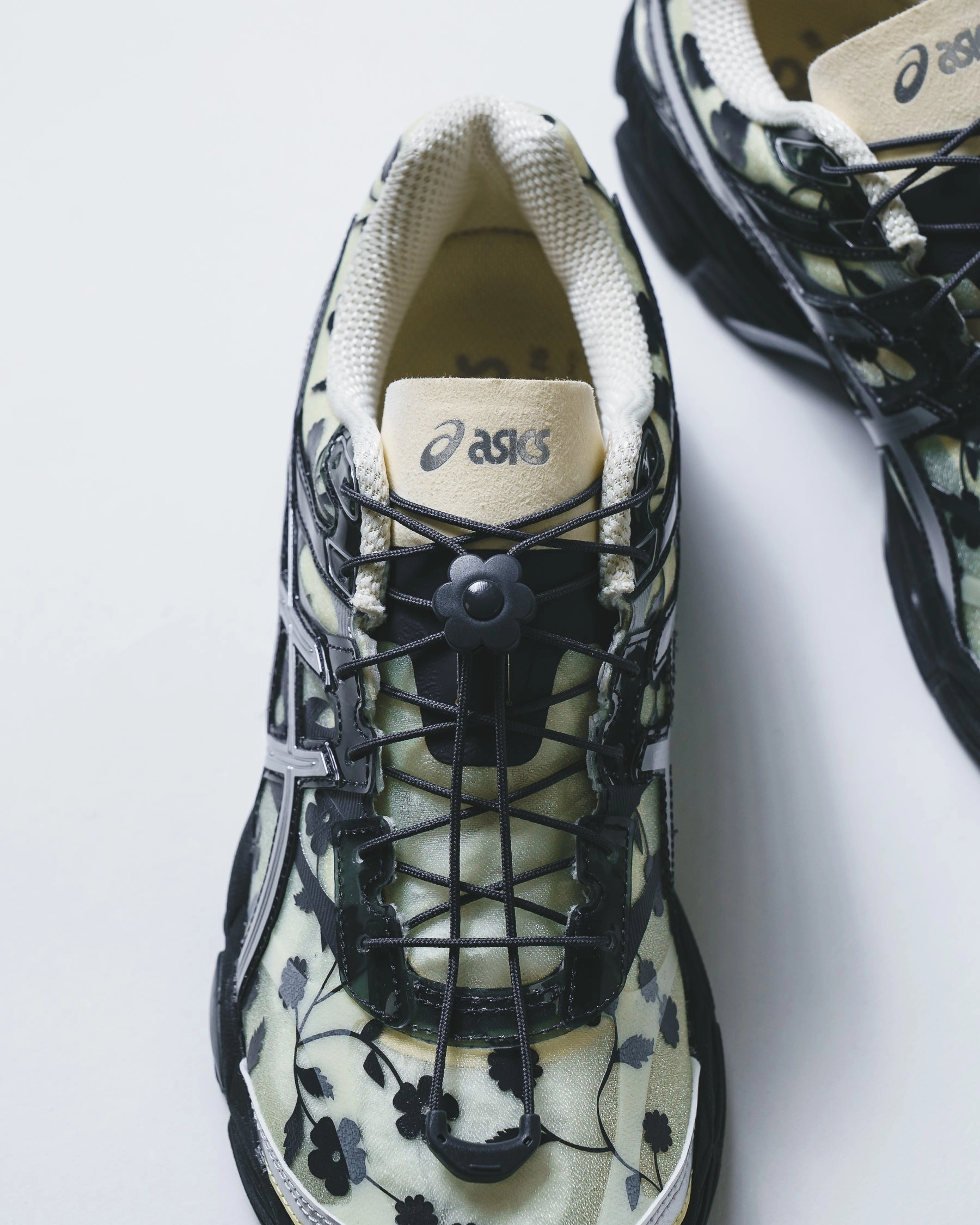 Asics x Cecilie Bahnsen Unisex Gel-Cumulus 16 Ivory Black 1203A762-750 All-day Comfort