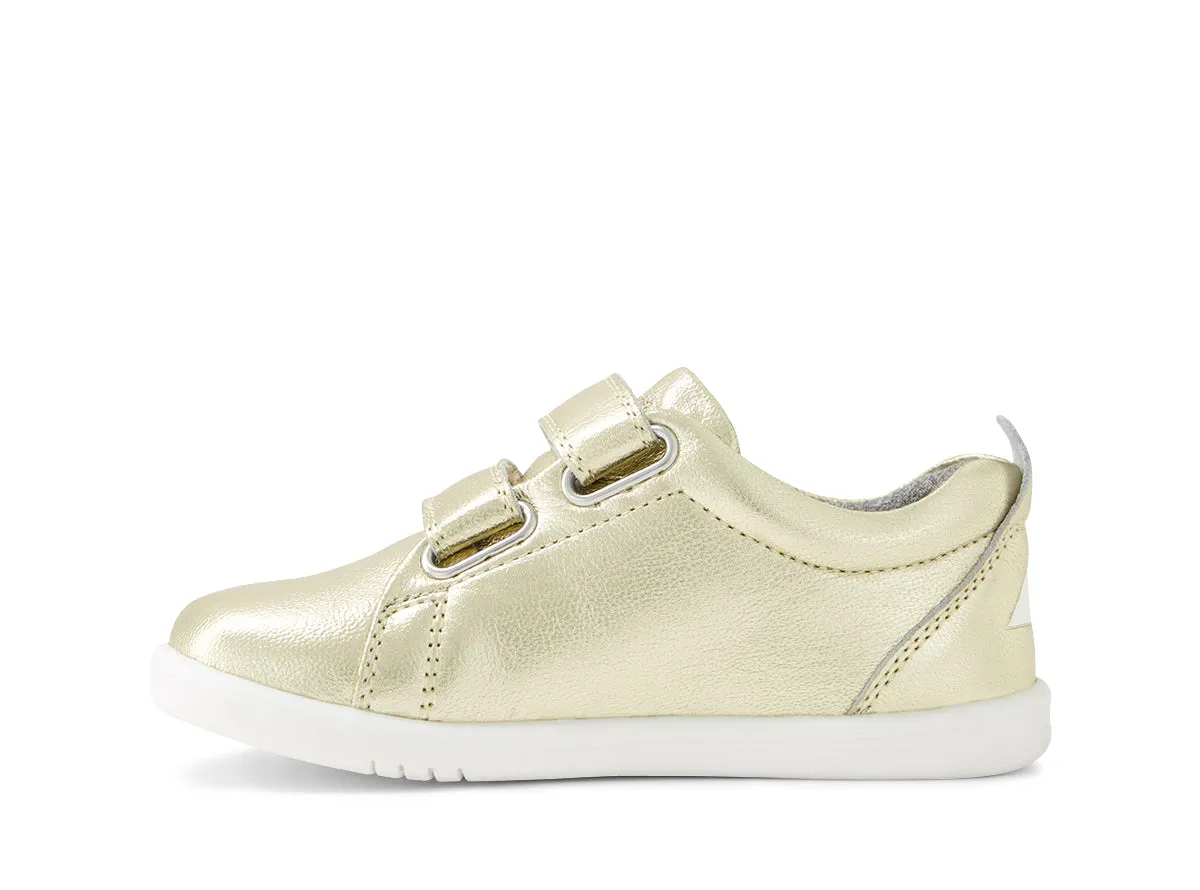 Bobux Iwalk Grass Court - Pale Gold Sleek Edge