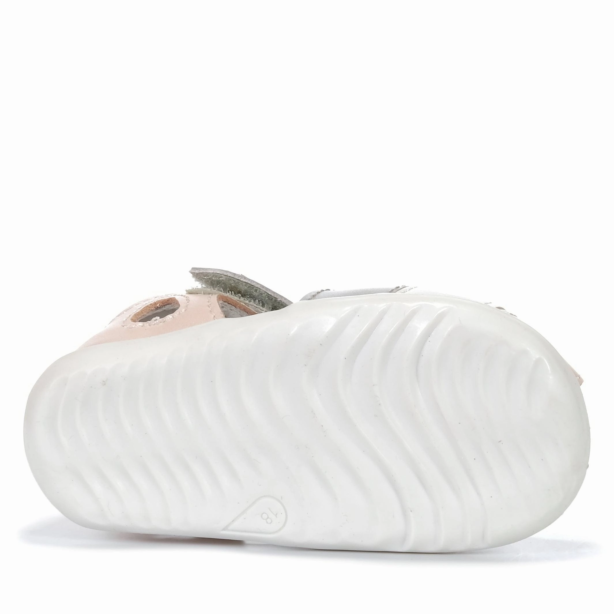 Bobux Step Up Twist 733103 Seashell/Silver Cool and Comfortable