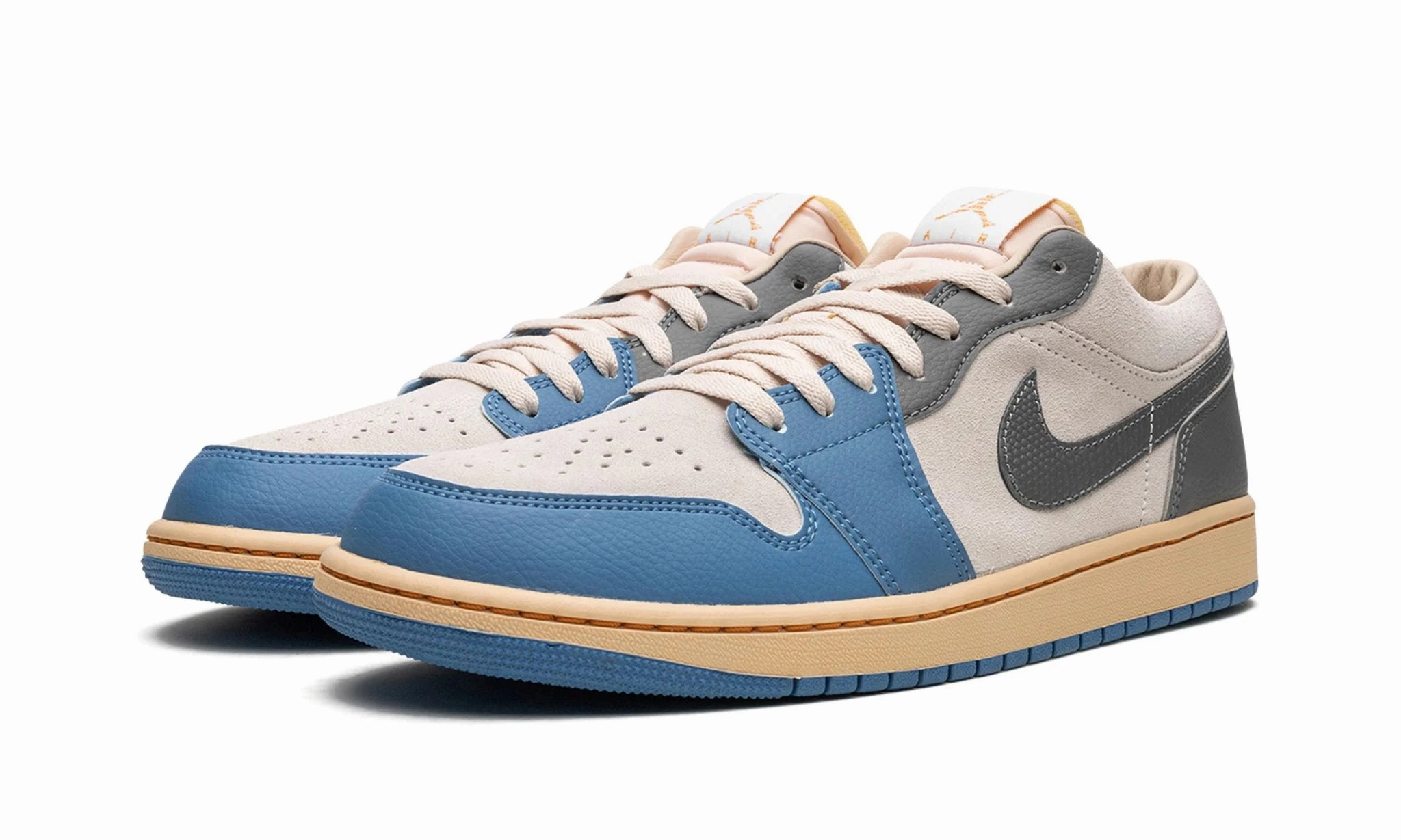 Bold Flow Air Jordan 1 low SE Tokyo 96