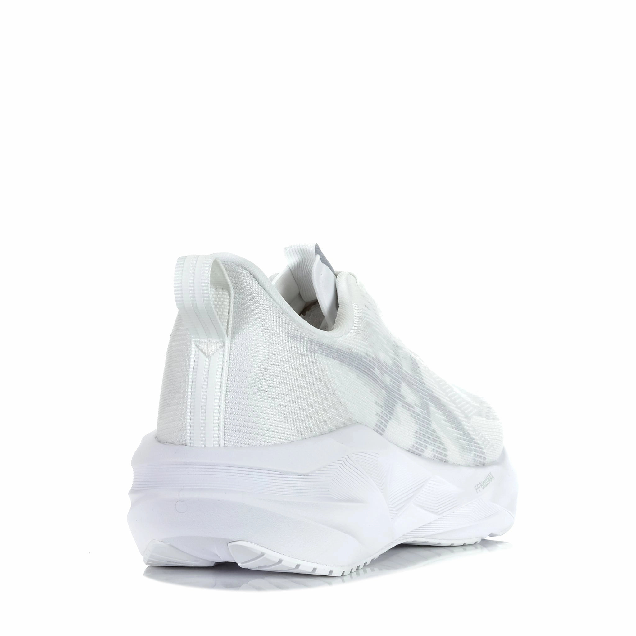 Breathable mesh design Asics Novablast 5 Womens White/Piedmont Grey