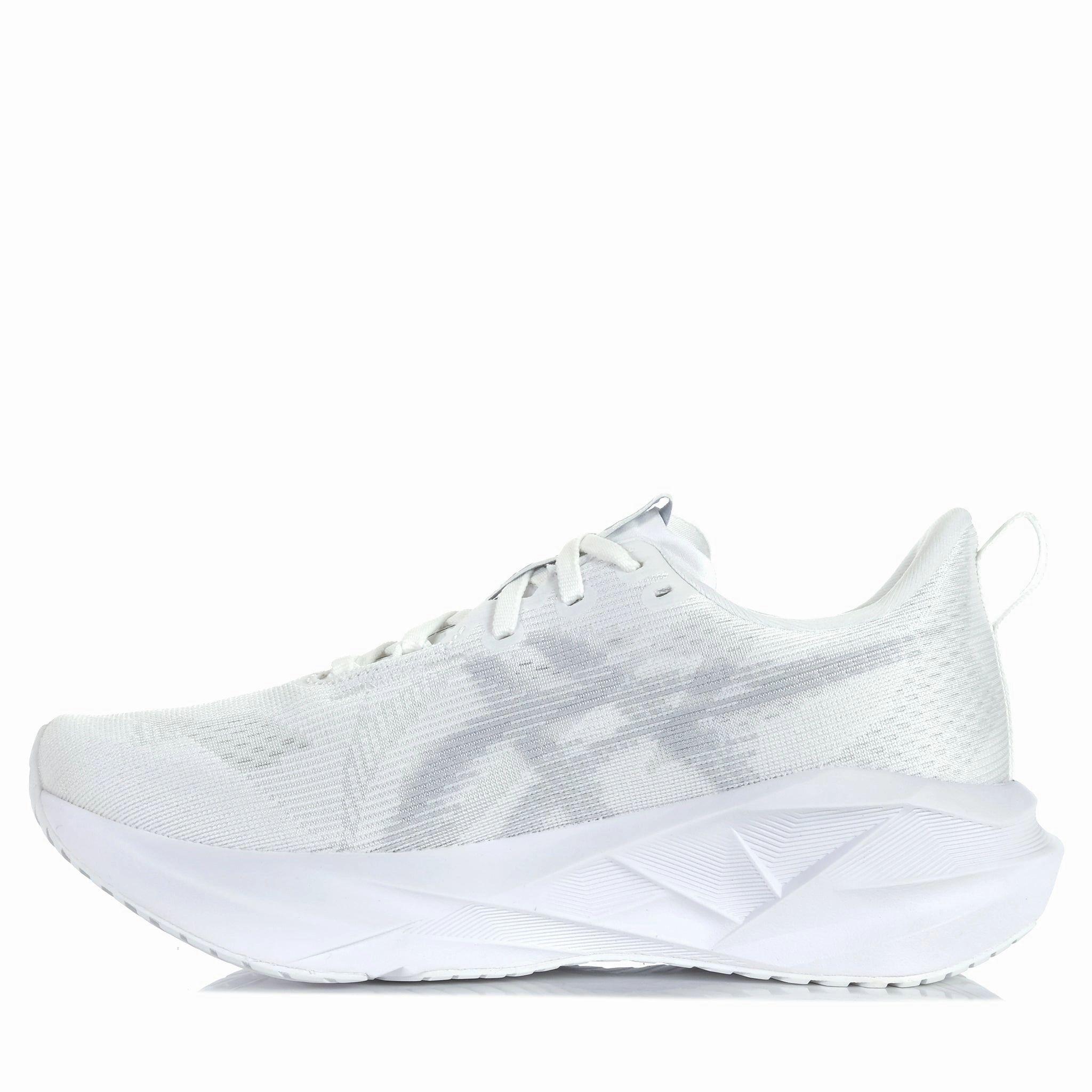 Breathable mesh design Asics Novablast 5 Womens White/Piedmont Grey