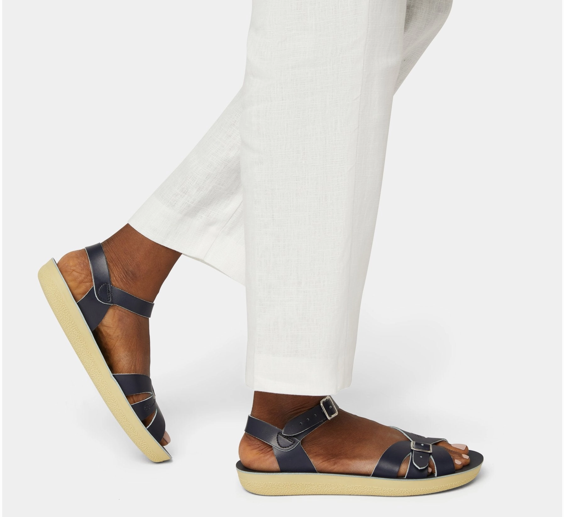 Comfortable Luxe Sandals Salt Water Sandals Boardwalk - Navy