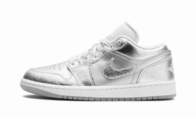 Beach Friendly Planet Step Wmns Air Jordan 1 Low SE 'Metallic Silver'