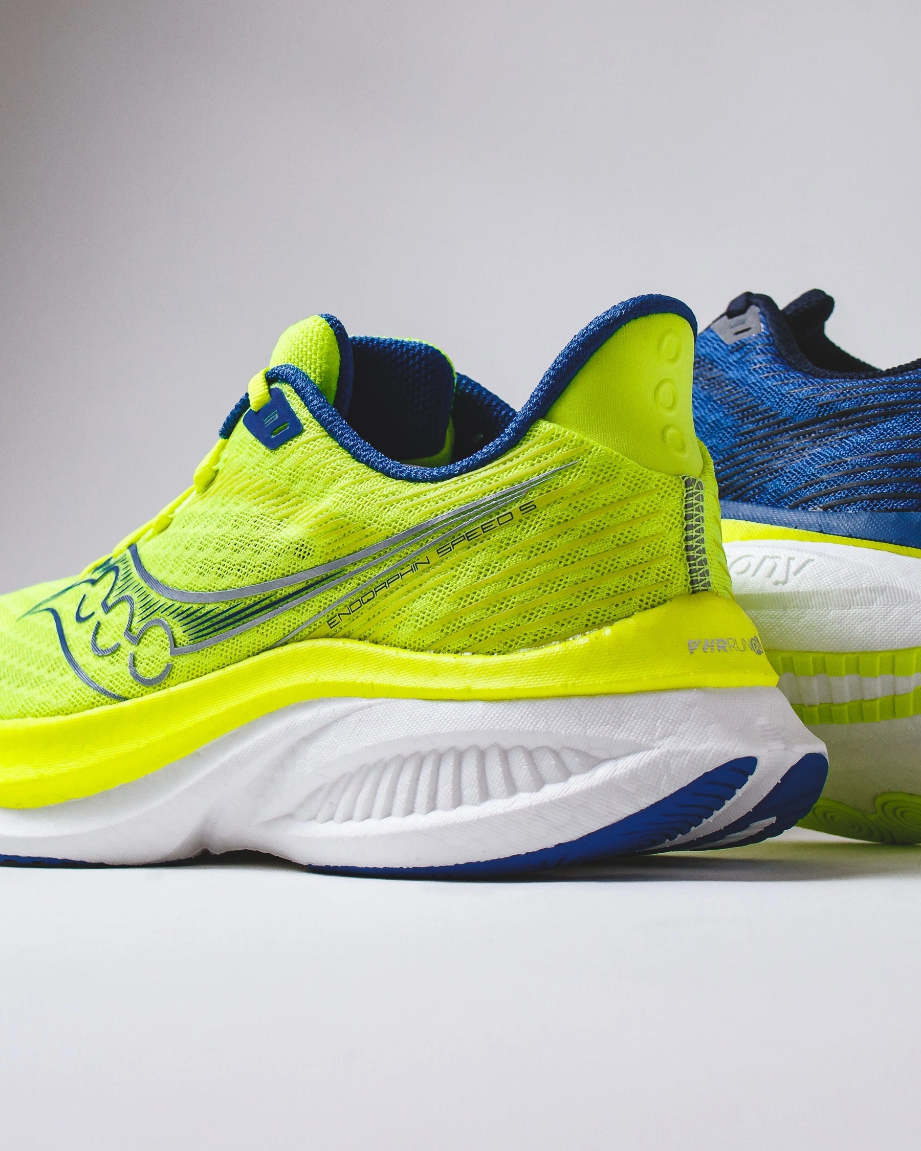 Comfortable Step Saucony Men Endorphin Speed 5 Lapis Navy S21007-201