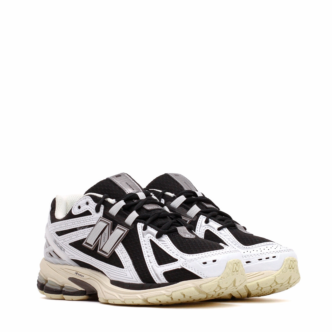 Comfy Fit New Balance Unisex 1906R White Black Metallic U1906RCI