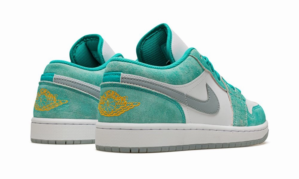 Cushioned Upper Air Jordan 1 Low Emerald