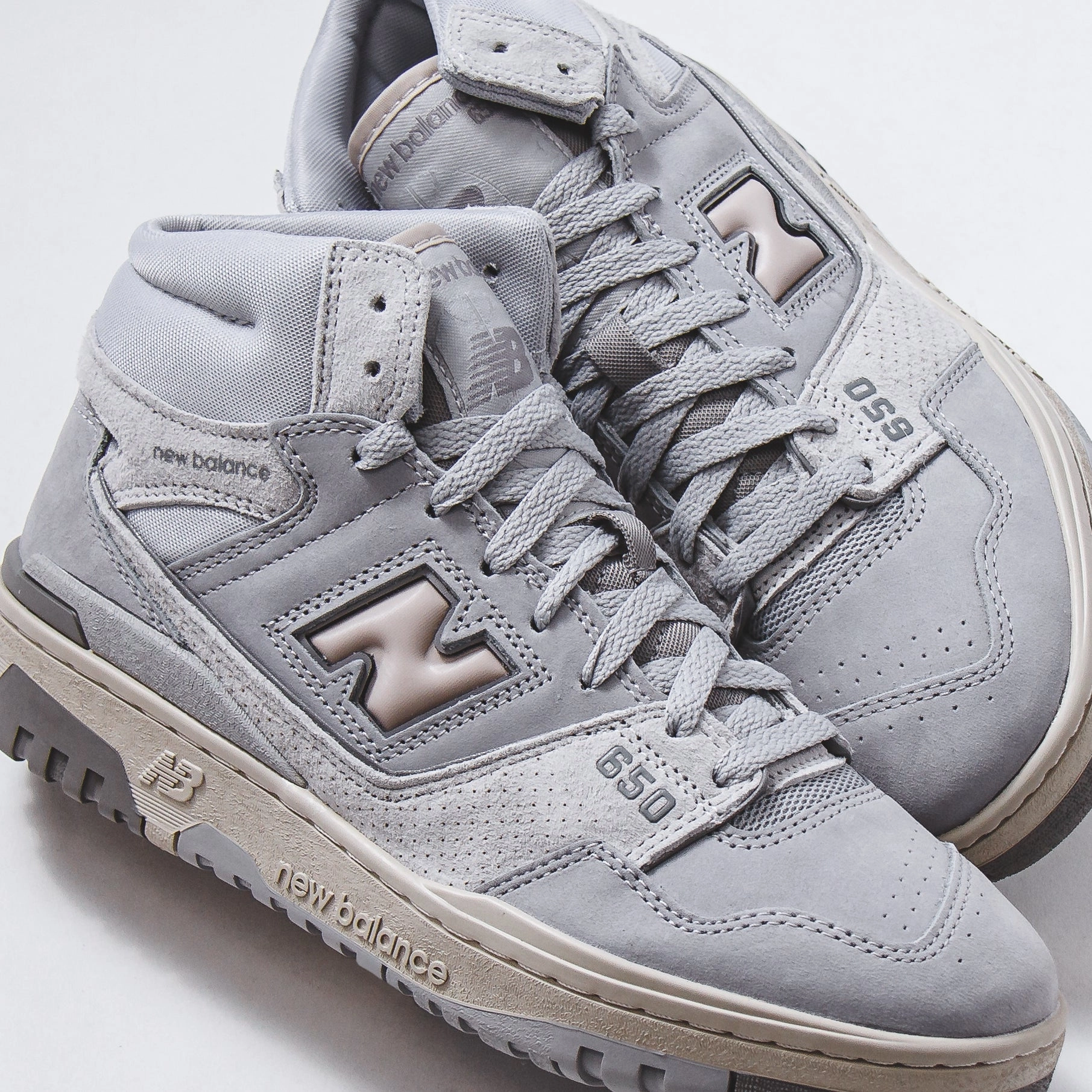 Daily Edge New Balance Men 650 Light Aluminum BB650RGG