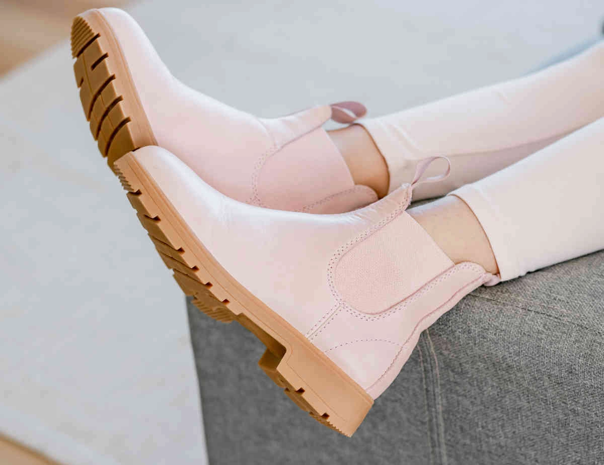 Easy Slip-On Surefit River Boot - Soft Pink