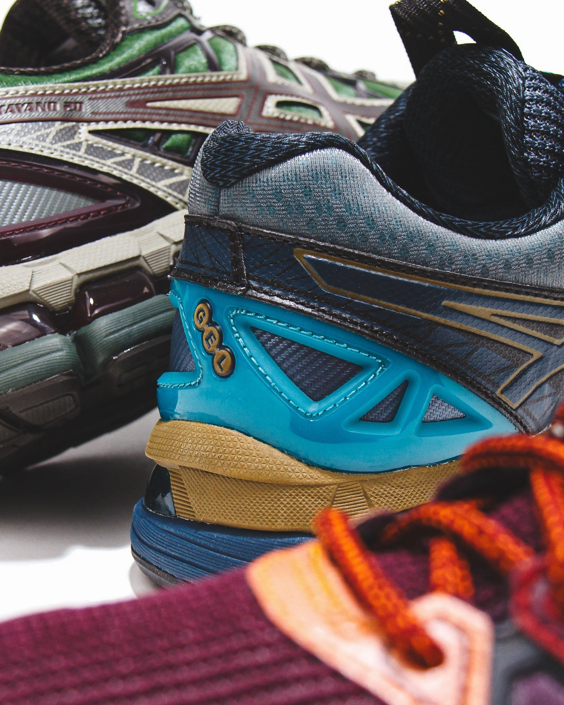 Easy Step-In-Out Asics Unisex UB10-S Gel-Kayano 20 Deep Plum Beet Juice 1203A664-500