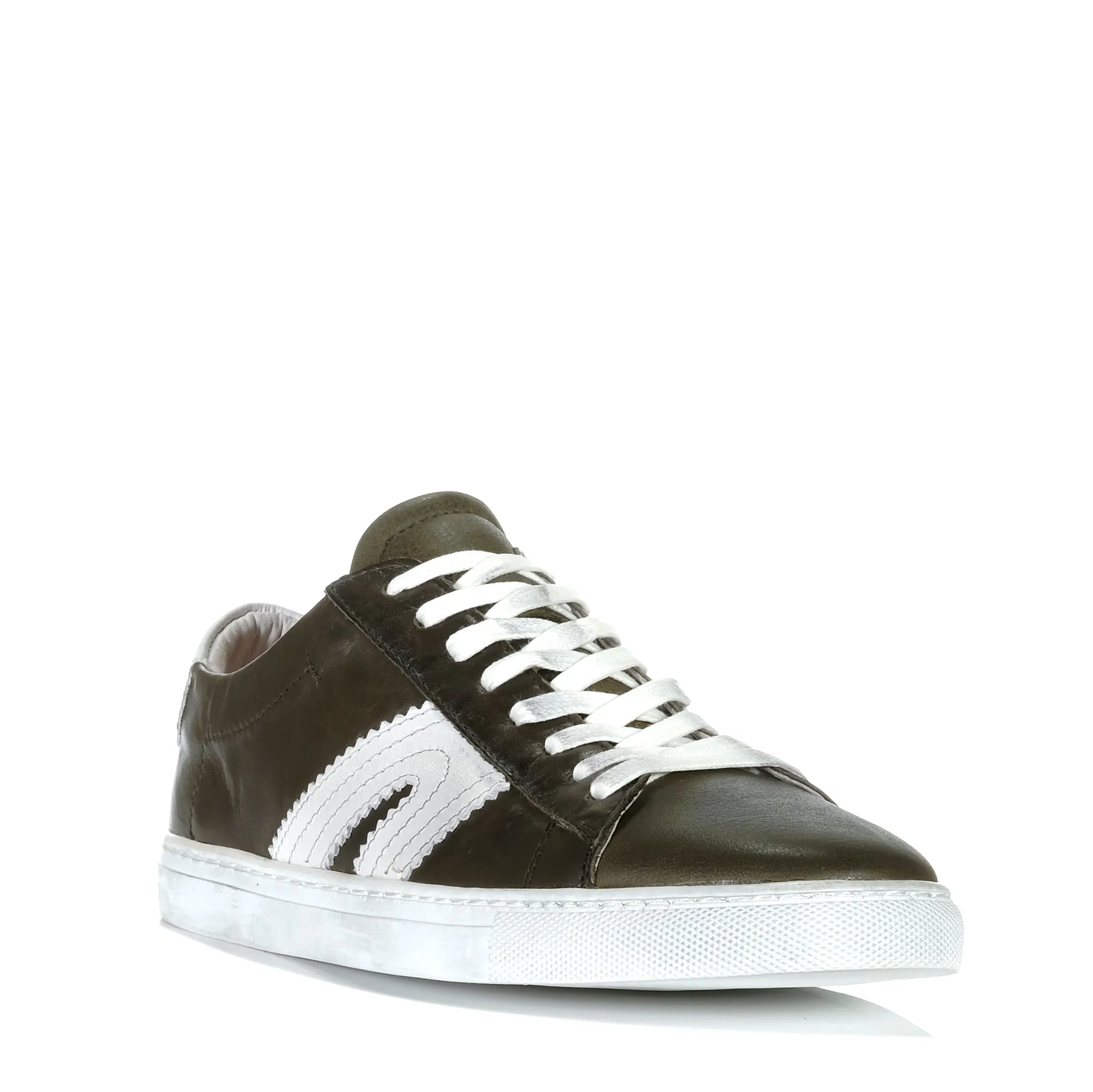 EOS Burn Dark Olive Combo Bold Look