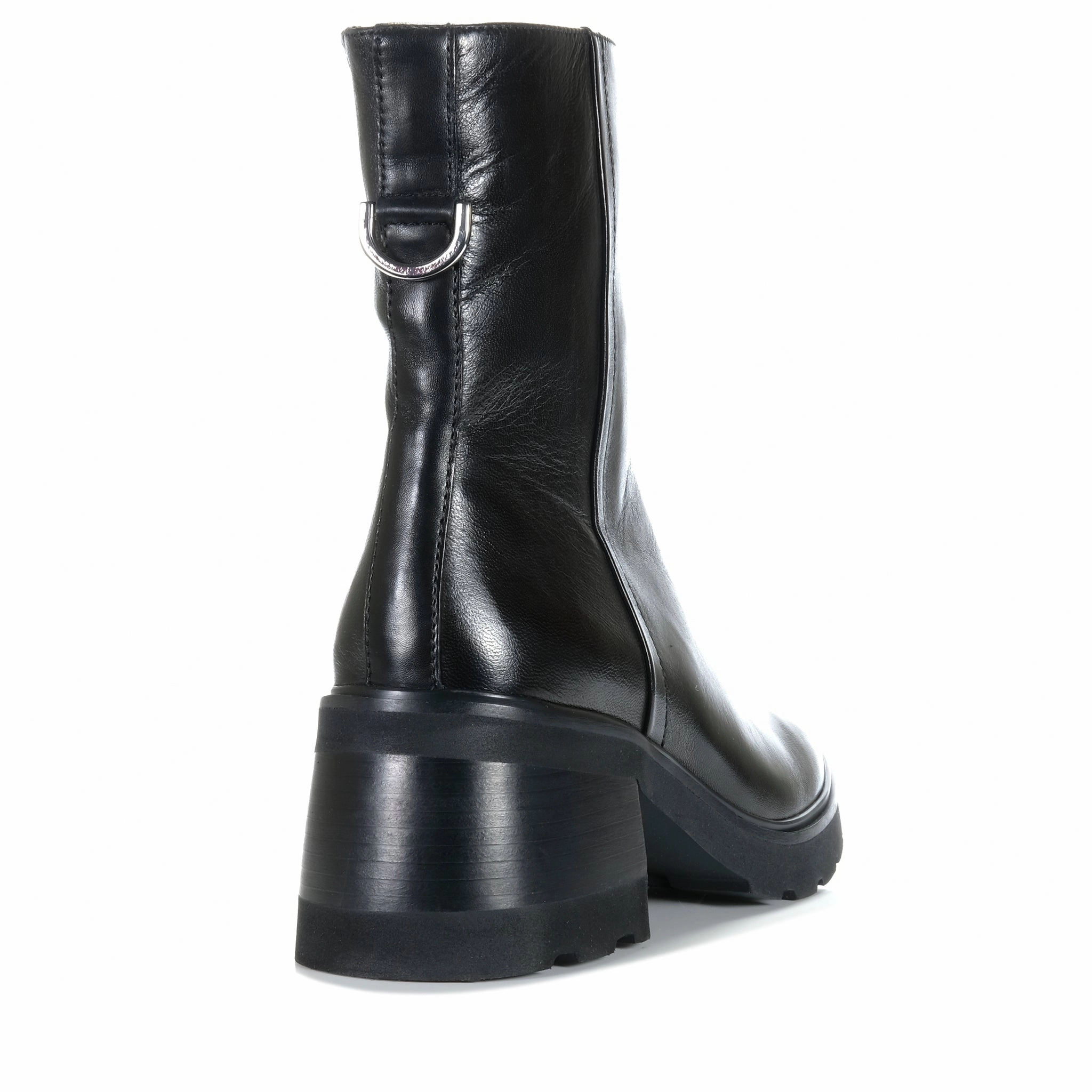 EOS Finley Black Slip-on