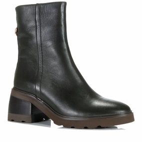 Minimalist Look EOS Finley Olive