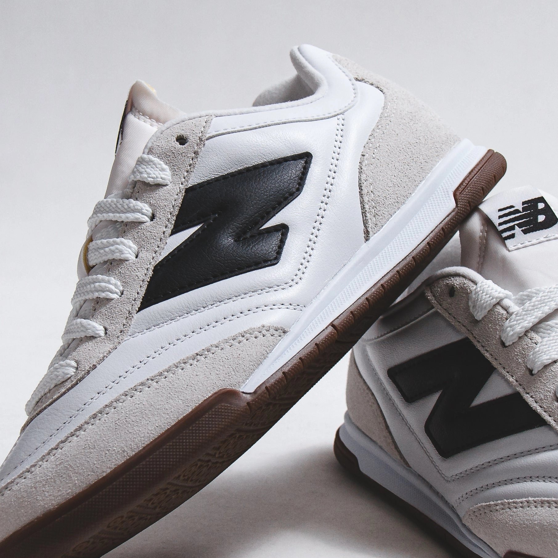 Everyday Footwear New Balance Unisex RC42 White URC42LA