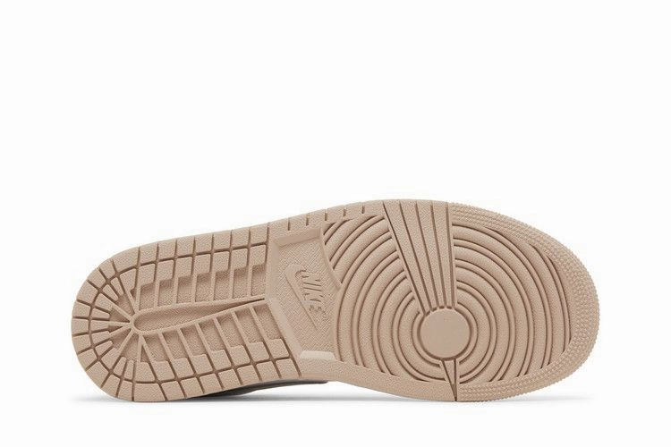 Everyday Glide Wmns Air Jordan 1 Low 'Particle Beige'